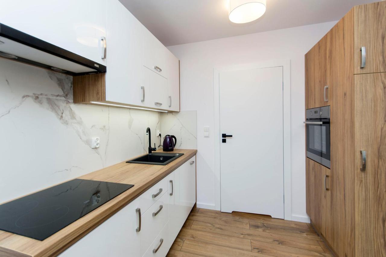 Awanport Rentyear Apartments غدينيا المظهر الخارجي الصورة
