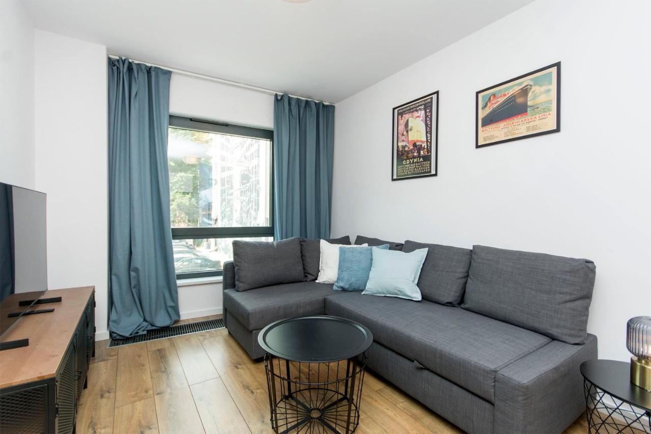 Awanport Rentyear Apartments غدينيا المظهر الخارجي الصورة